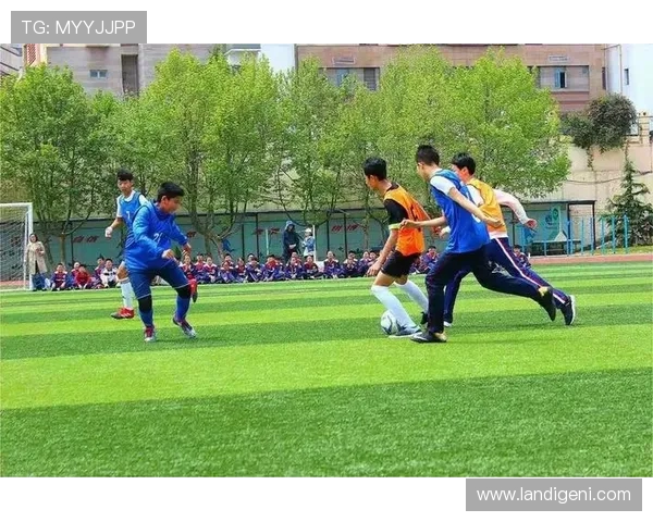 在绿色赛场上追逐梦想探寻网球运动的激情与智慧之美 在绿色赛场上追逐梦想探寻网球运动的激情与智慧之美