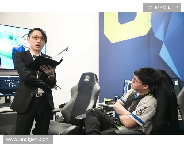 聚焦电竞职业联赛发展探讨产业生态与选手成长路径研究 聚焦电竞职业联赛发展探讨产业生态与选手成长路径研究