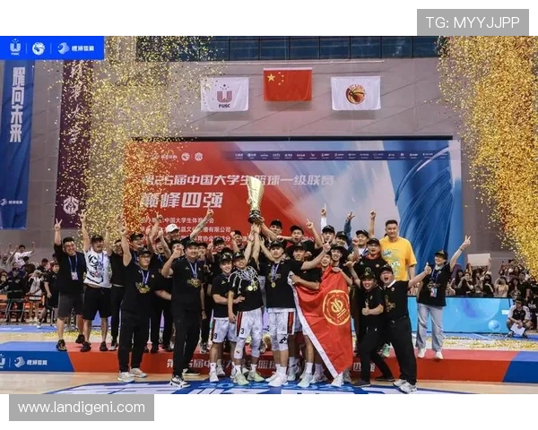 激烈角逐！全运会篮球决赛再掀高潮，谁将最终捧起冠军奖杯